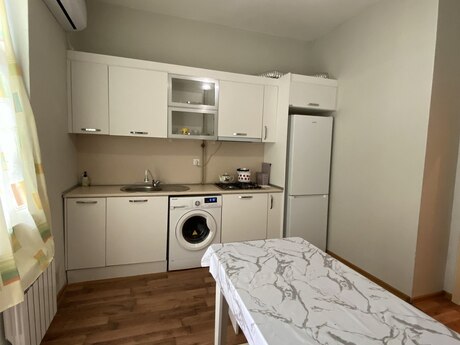 1-room apartment for rent, 80 m², Həzi Aslanov: 580 ₼/mo 5