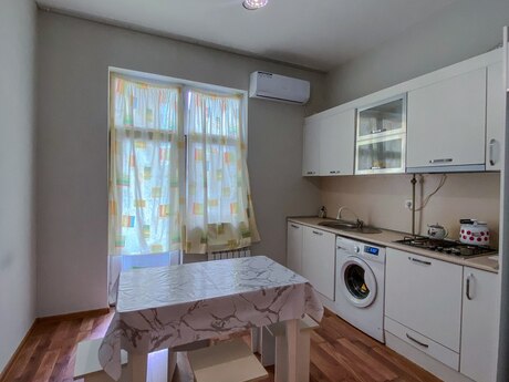 1-room apartment for rent, 80 m², Həzi Aslanov: 580 ₼/mo 4