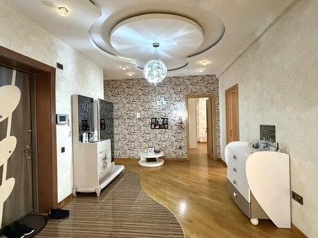 5-room apartment, 202 m², Şah İsmayıl Xətai: 610 000 ₼ 3