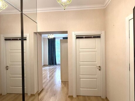 2 otaq · 45 m² · 1/18 mərtəbə, 20 Yanvar