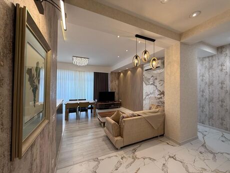 Kirayə 3 otaqlı mənzil, 120 m², Raffle Tower: 2 250 ₼/ay 5