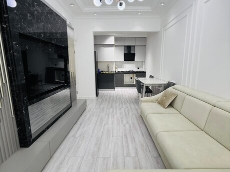 Объявление №6428379 - Баку, м. Автовокзал, 2-комн., 70 м², 14/16 этаж