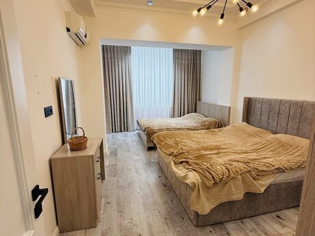 2-room apartment for rent, 70 m², Avtovağzal: 700 ₼/mo 5