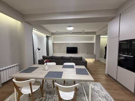 Аренда: 3-комнатная квартира, 135 м², Ağ şəhər: 3 000 ₼/мес 4