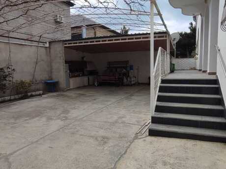7 otaqlı həyət evi, 200 m², Yeni Ramana: 180 000 ₼ 2