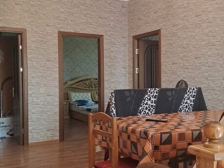 4 otaqlı həyət evi, 350 m², Digah: 93 000 ₼ 4