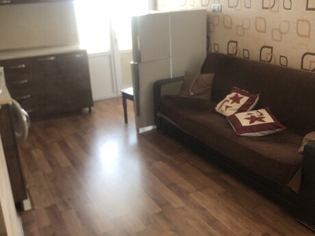 Kirayə 2 otaqlı mənzil, 70 m², Həzi Aslanov: 550 ₼/ay 2
