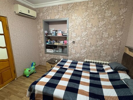4 otaqlı həyət evi, 100 m², Bakıxanov: 150 000 ₼ 2