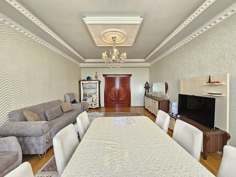 3-комнатная квартира, 135 м², Nəsimi: 318 000 ₼ 3