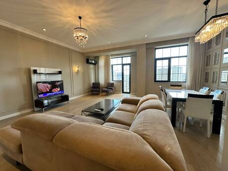 3 otaq · 160 m² · 9/16 mərtəbə, Renessans Palace