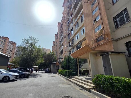 4 otaqlı mənzil, 100 m², Bakıxanov: 212 000 ₼ 2