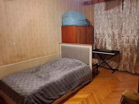3-комнатная квартира, 80 м², Elmlər Akademiyası: 240 000 ₼ 2