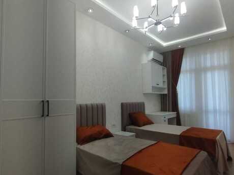 3 otaqlı mənzil, 108 m², 28 May: 430 000 ₼ 5