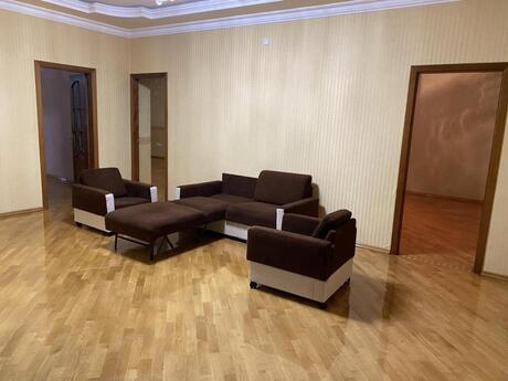 Kirayə 3 otaqlı mənzil, 146 m², Memar Əcəmi: 900 ₼/ay 4