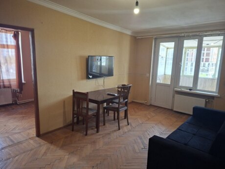 2 otaqlı mənzil, 60 m², 8 Noyabr: 170 000 ₼ 2