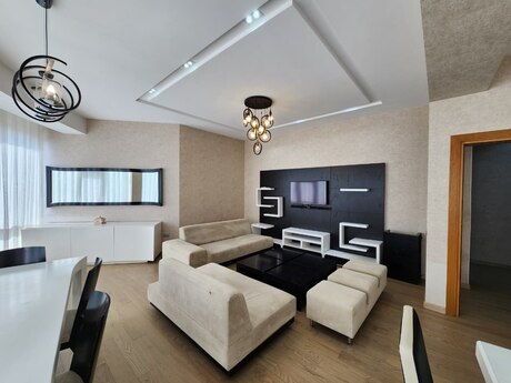 Elan №6429144 - Bakı, Nizami m., 3 otaqlı, 137 m², 14/18 mərtəbə