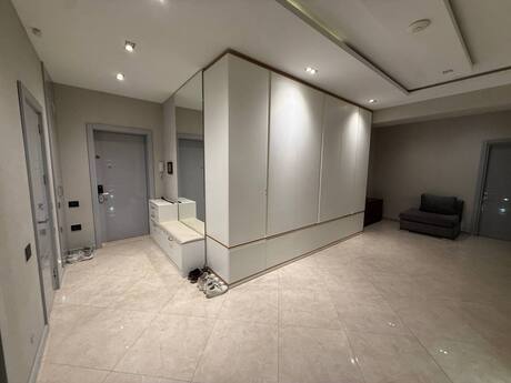 4-room apartment, 160 m², 20 Yanvar: 360 000 ₼ 3
