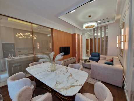 Kirayə 3 otaqlı mənzil, 110 m², Ağ şəhər: 4 500 ₼/ay 3