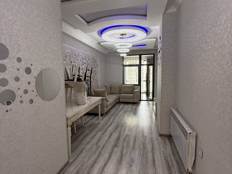 Kirayə 3 otaqlı mənzil, 90 m², Zümrüd Residence: 1 300 ₼/ay 2