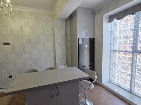 Kirayə 3 otaqlı mənzil, 110 m², 28 May: 1 500 ₼/ay 3