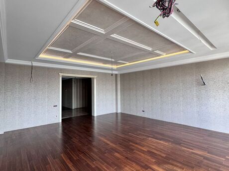 4 otaqlı mənzil, 200 m², 28 May: 550 000 ₼ 3