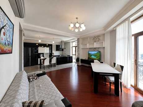 4 rooms · 137 m² · floor 5/6, Ağ şəhər
