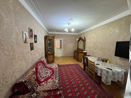 Elan №6429218 - Bakı, Xalqlar Dostluğu m., 2 otaqlı, 65 m², 4/5 mərtəbə