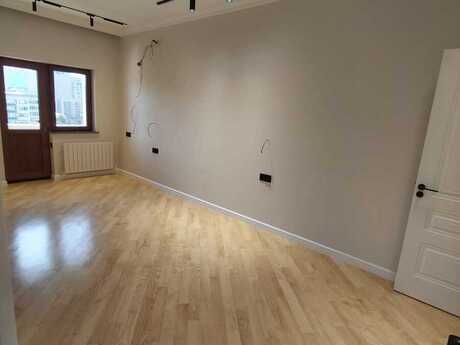 4 otaqlı mənzil, 215 m², Şah İsmayıl Xətai: 640 000 ₼ 5
