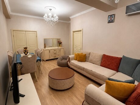 3-комн. · 81 m² · 5/16 этаж, Elmlər Akademiyası