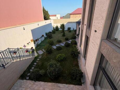6 otaqlı həyət evi, 400 m², Badamdar: 990 000 ₼ 3