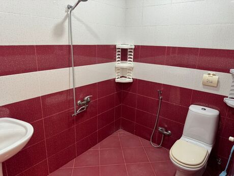 2-room apartment for rent, 60 m², Bakıxanov: 550 ₼/mo 2