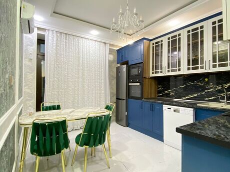 Elan №6429379 - Bakı, 8 Noyabr m., 3 otaqlı, 150 m², 9/27 mərtəbə