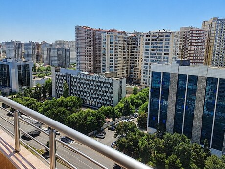 3 otaqlı mənzil, 120 m², 20 Yanvar: 280 000 ₼ 2