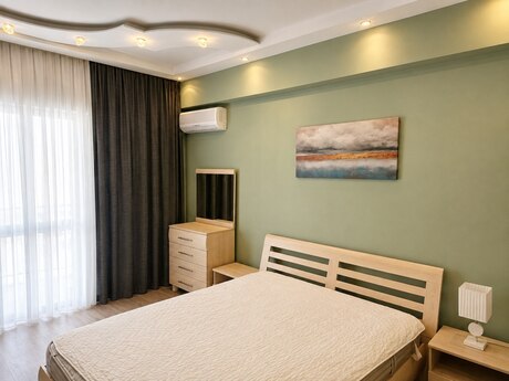 Kirayə 3 otaqlı mənzil, 130 m², Nizami: 1 300 ₼/ay 2