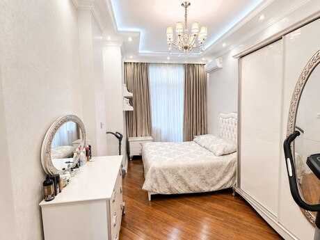 3-room apartment, 110 m², İnşaatçılar: 350 000 ₼ 3