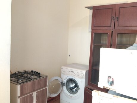 Аренда: 1-комнатная квартира, 45 м², Xalqlar Dostluğu: 350 ₼/мес 3