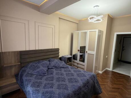 3-комнатная квартира, 98 м², Qarayev City: 292 000 ₼ 4