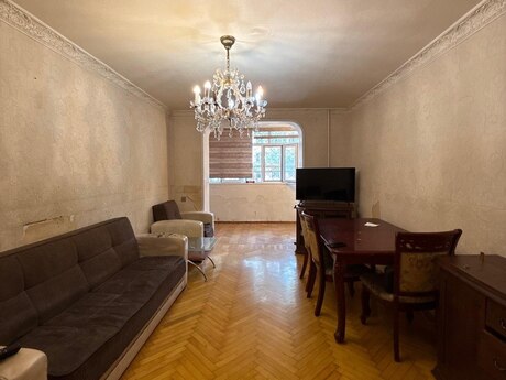 Elan №6429531 - Bakı, Nəriman Nərimanov m., 3 otaqlı, 78 m², 1/5 mərtəbə