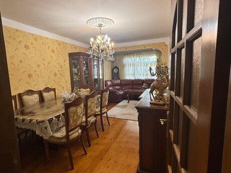 Elan №6429563 - Bakı, Neftçilər m., 2 otaqlı, 70 m², 5/5 mərtəbə