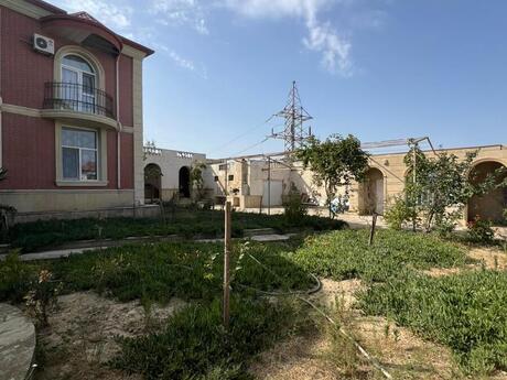 5 otaqlı həyət evi, 420 m², Badamdar: 1 500 000 ₼ 2