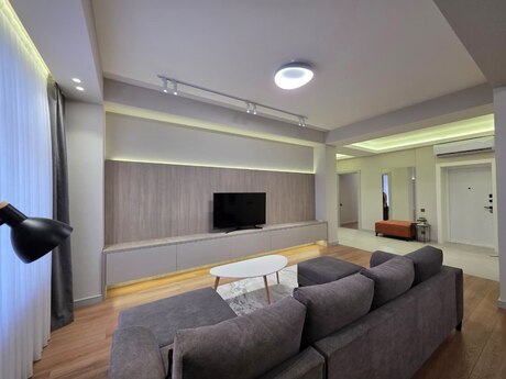 Kirayə 3 otaqlı mənzil, 130 m², Ağ şəhər: 3 000 ₼/ay 4