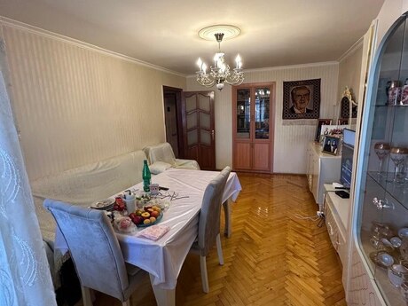 Объявление №6429623 - Баку, м. Иншаатчылар, 3-комн., 62 м², 5/5 этаж