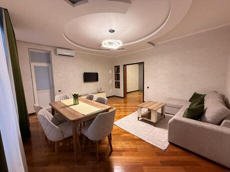 Elan №6429645 - Bakı, Şah İsmayıl Xətai m., 2 otaqlı, 100 m², 8/16 mərtəbə