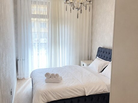 Kirayə 2 otaqlı mənzil, 70 m², 8 Noyabr: 999 ₼/ay 2