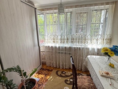 4 otaqlı mənzil, 120 m², Neftçilər: 200 000 ₼ 4