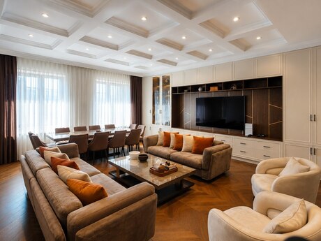 7 otaqlı mənzil, 285 m², 28 May: 1 400 000 ₼ 2