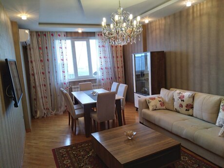 2 otaqlı mənzil, 75 m², Nərimanov: 215 000 ₼ 2