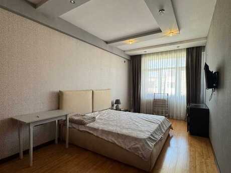 3-room apartment for rent, 120 m², 20 Yanvar: 1 200 ₼/mo 5