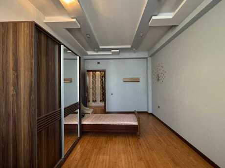 3-room apartment for rent, 120 m², 20 Yanvar: 1 200 ₼/mo 2