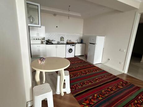Kirayə 3 otaqlı mənzil, 100 m², İnşaatçılar: 699 ₼/ay 4
